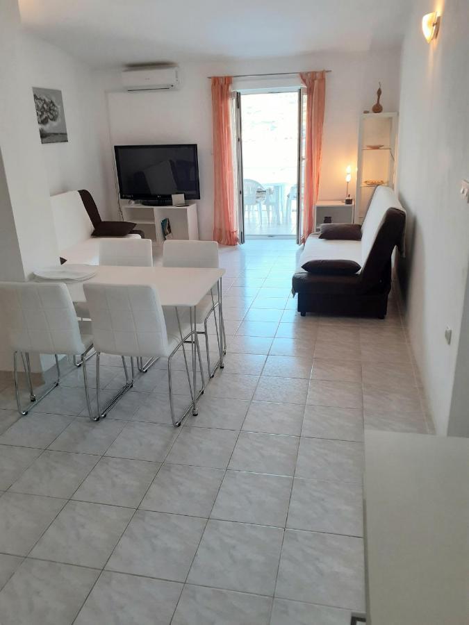 Apartments Verica Đảo Pag Ngoại thất bức ảnh