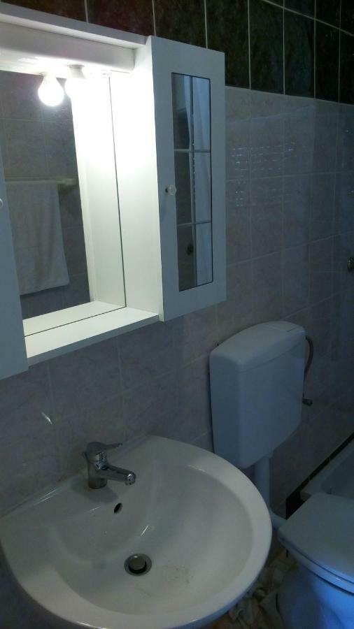 Apartments Verica Đảo Pag Ngoại thất bức ảnh
